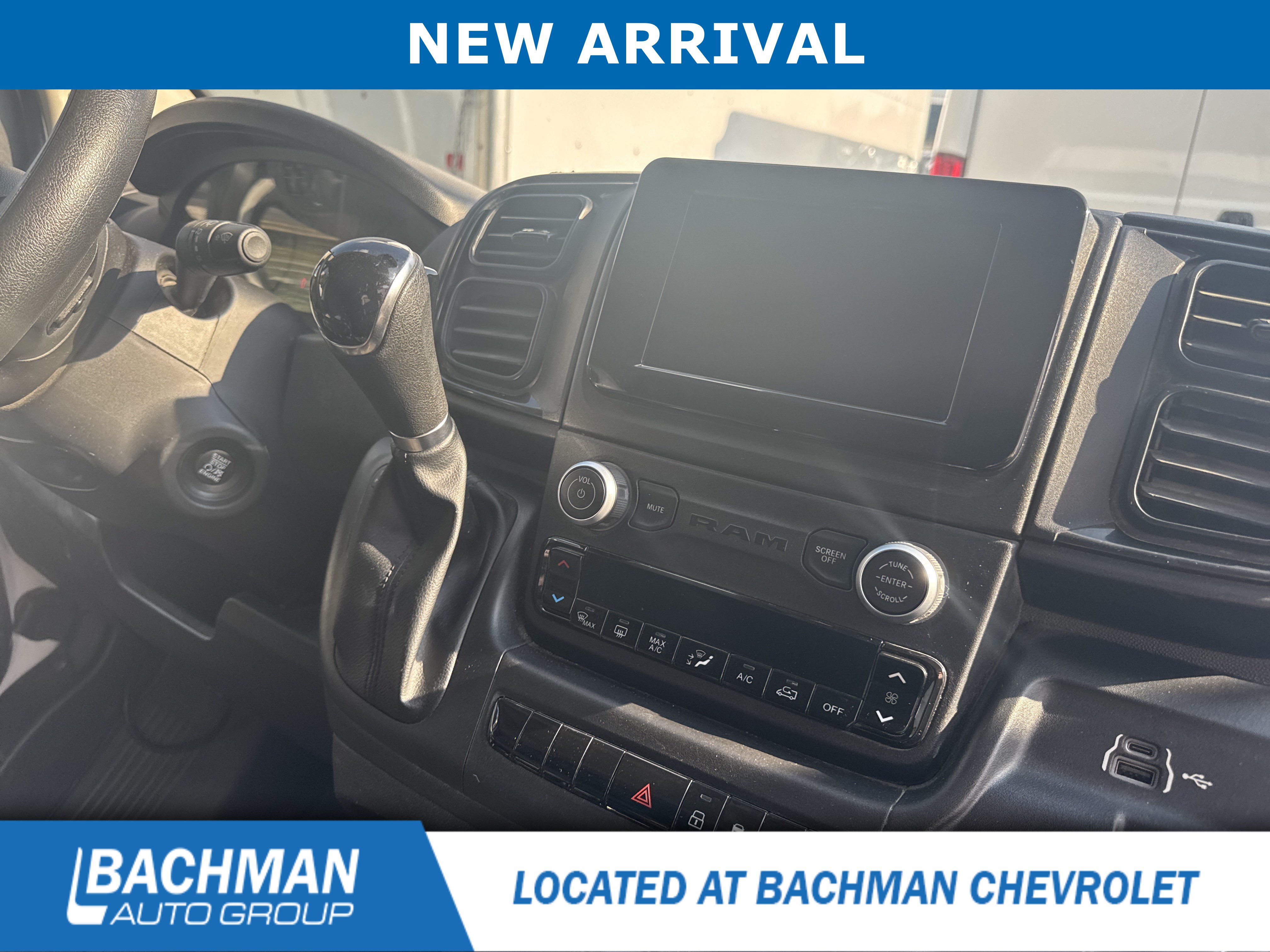 Used 2023 RAM ProMaster 2500 FWD image 12