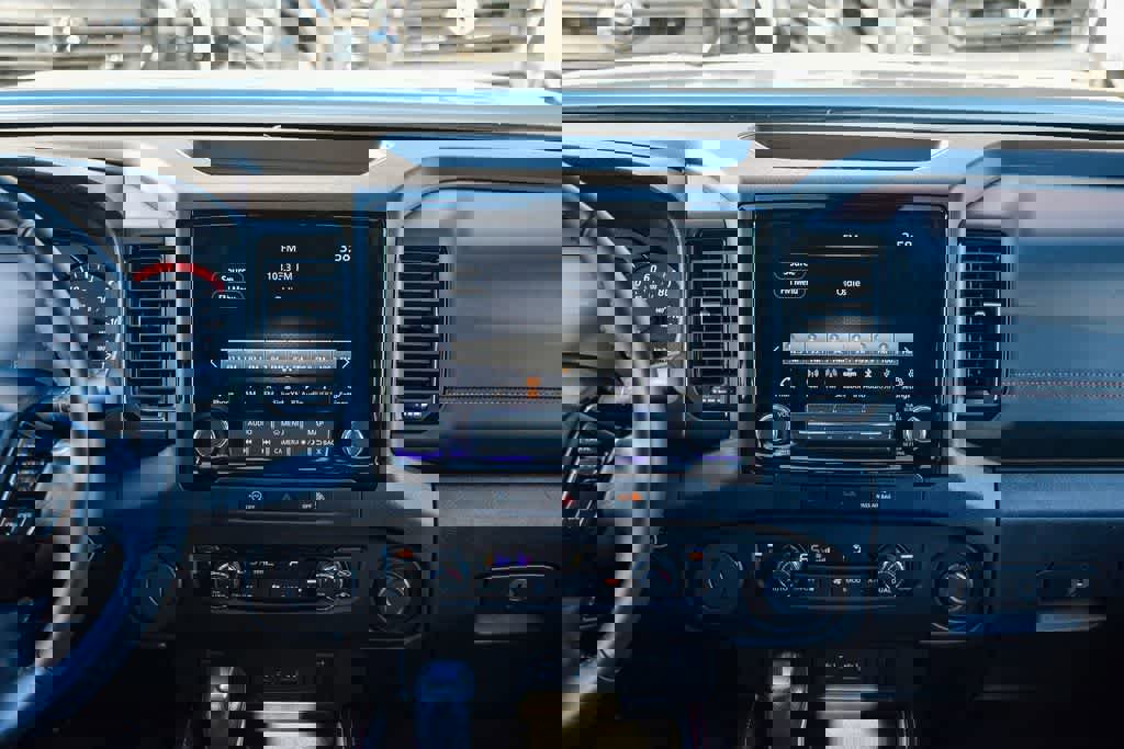 Used 2023 Nissan Frontier Pro-X w/ Tow Package image 13