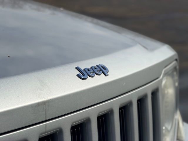 Used 2009 Jeep Liberty Rocky Mountain image 24