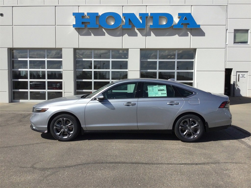 New 2025 Honda Accord EX-L image 7