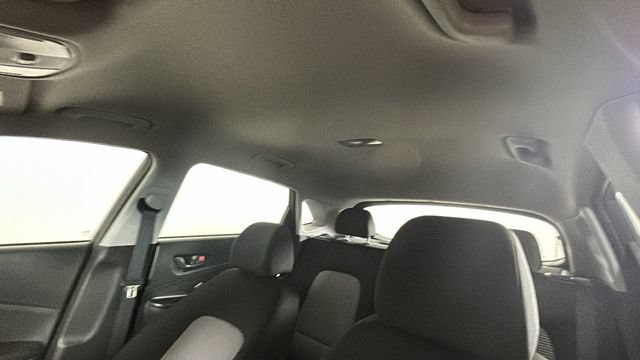 Certified 2023 Hyundai Kona SE AWD/4WD image 12