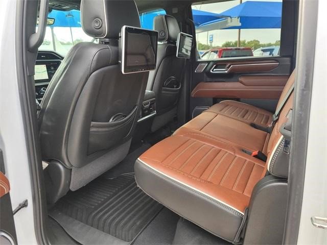 Certified 2024 GMC Sierra 3500 Denali Ultimate image 3
