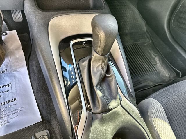 Used 2024 Toyota Corolla LE image 28
