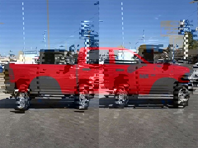 Used 2018 RAM 2500 Tradesman w/ Chrome Appearance Group image 2