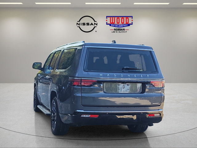 Used 2024 Jeep Wagoneer L Series II w/ Flexible Seating Group AWD/4WD image 4