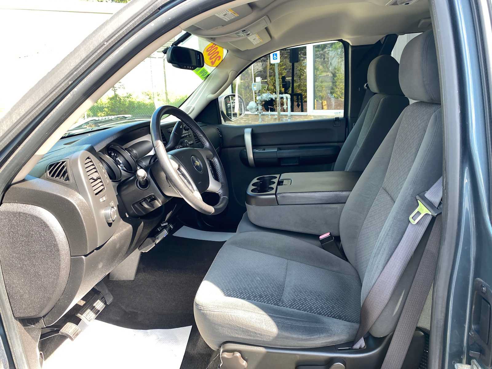 Used 2008 Chevrolet Silverado 1500 LT w/ Power Pack Plus AWD/4WD image 9