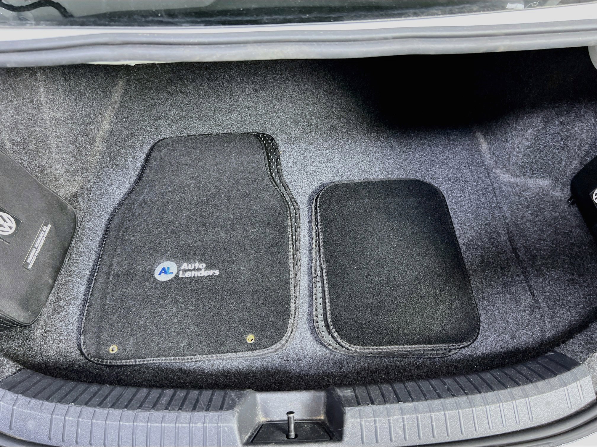 Used 2019 Volkswagen Jetta SEL image 25