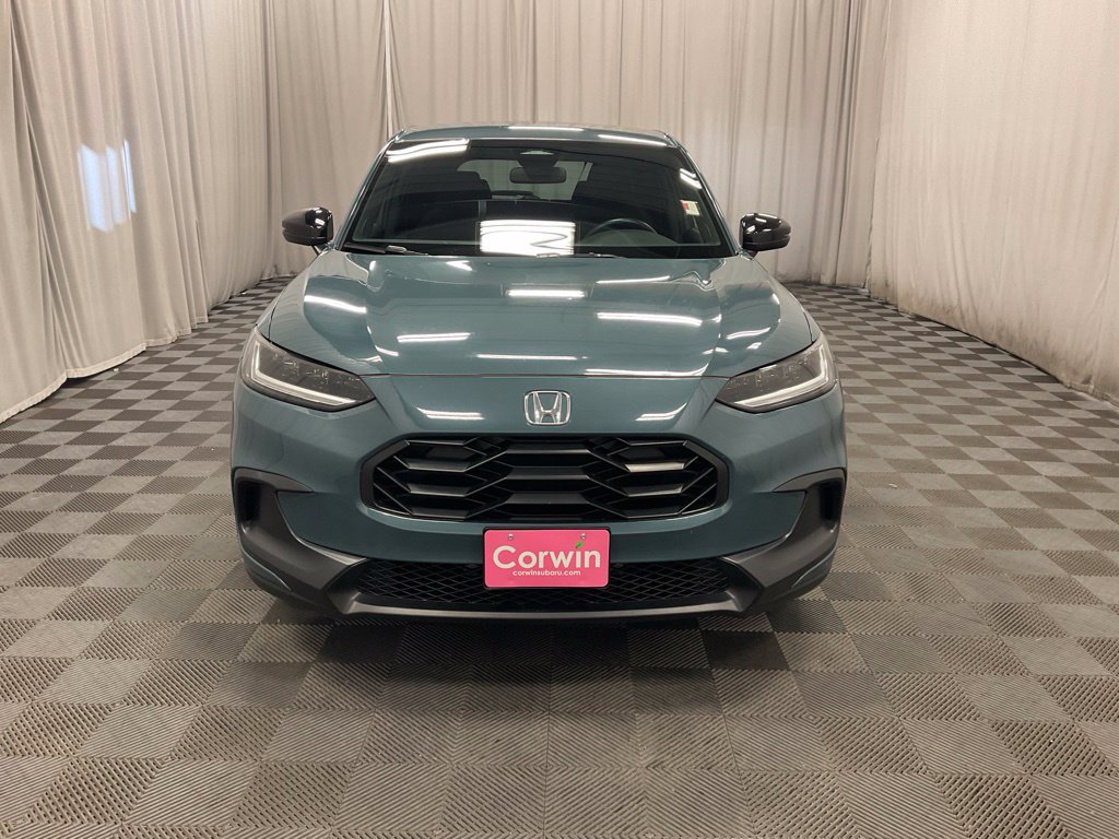 Used 2025 Honda HR-V Sport image 12