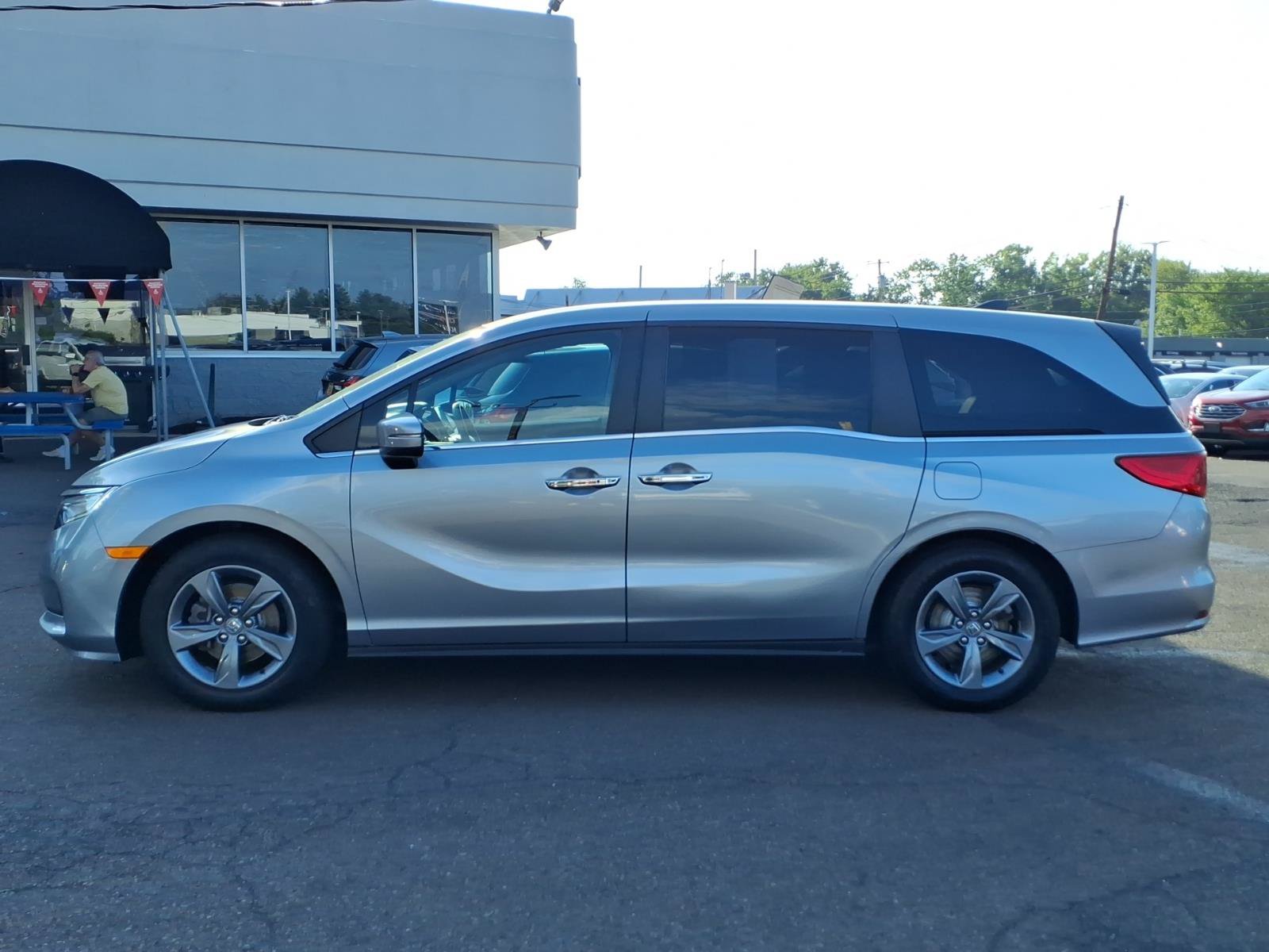 Used 2022 Honda Odyssey EX image 7