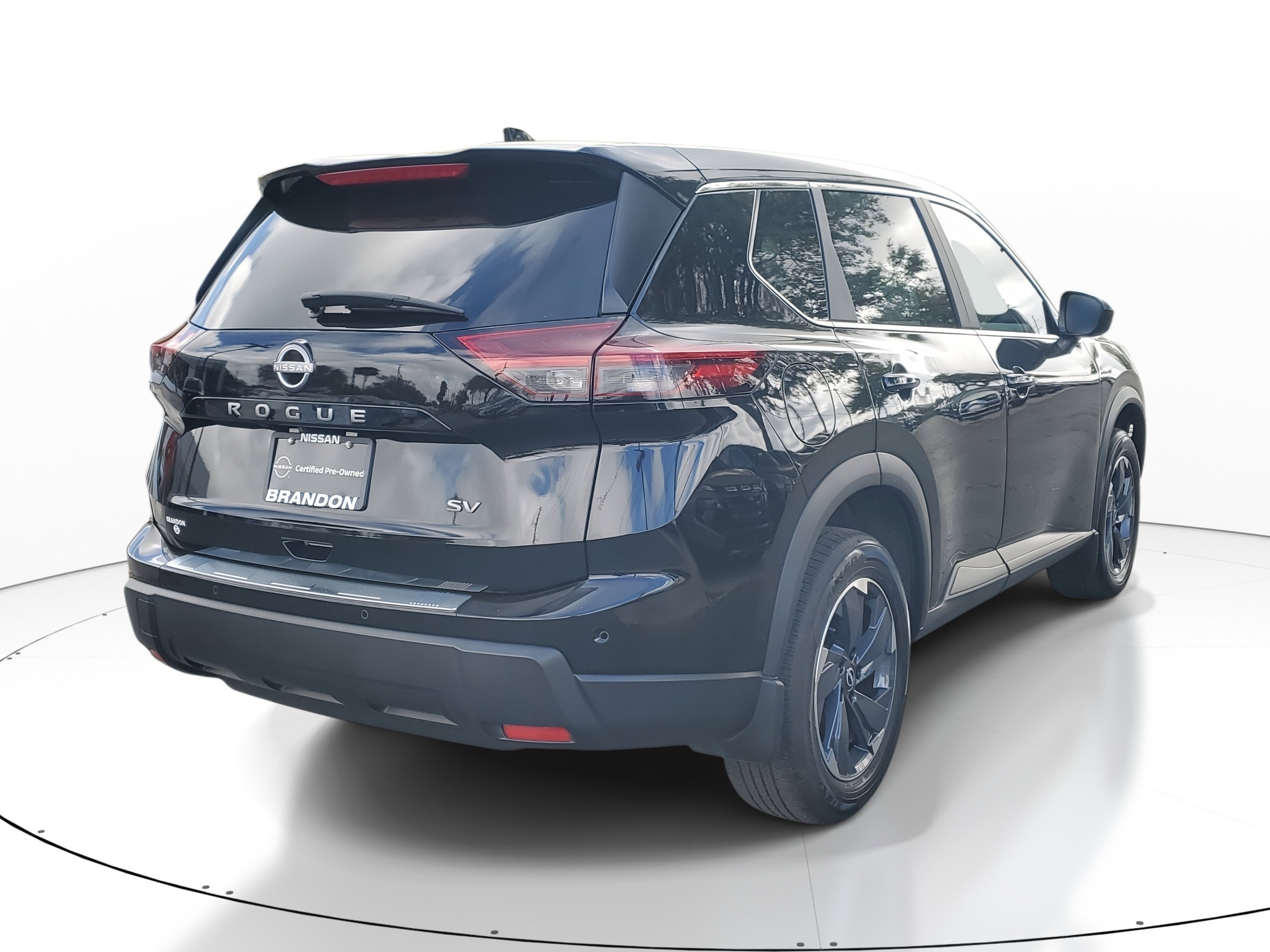 Certified 2024 Nissan Rogue SV image 7