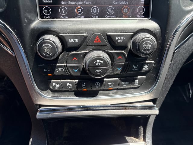 Used 2018 Jeep Grand Cherokee Trailhawk AWD/4WD image 16