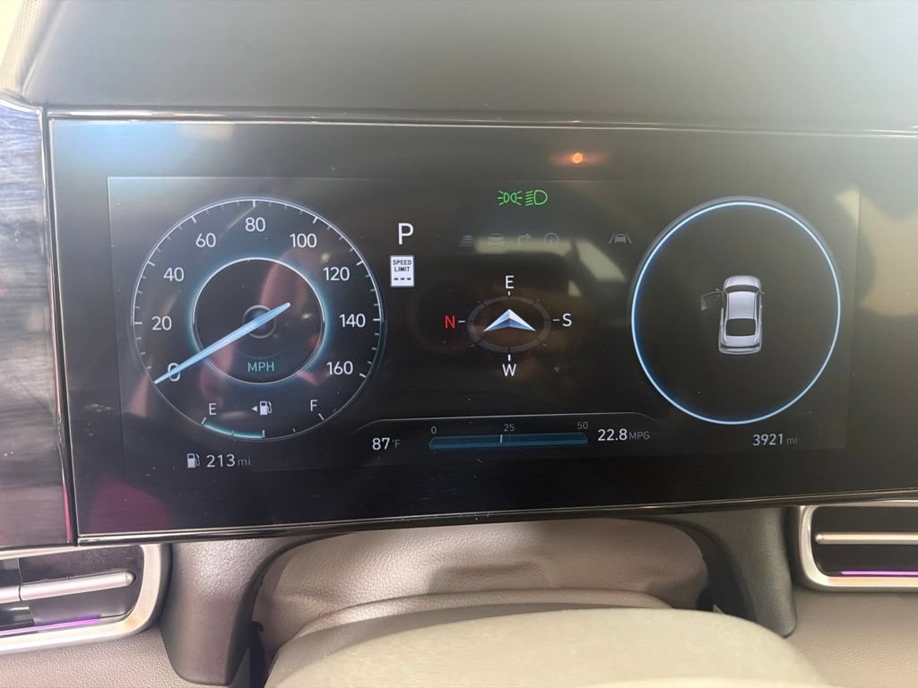 Certified 2025 Hyundai Elantra SEL FWD image 16