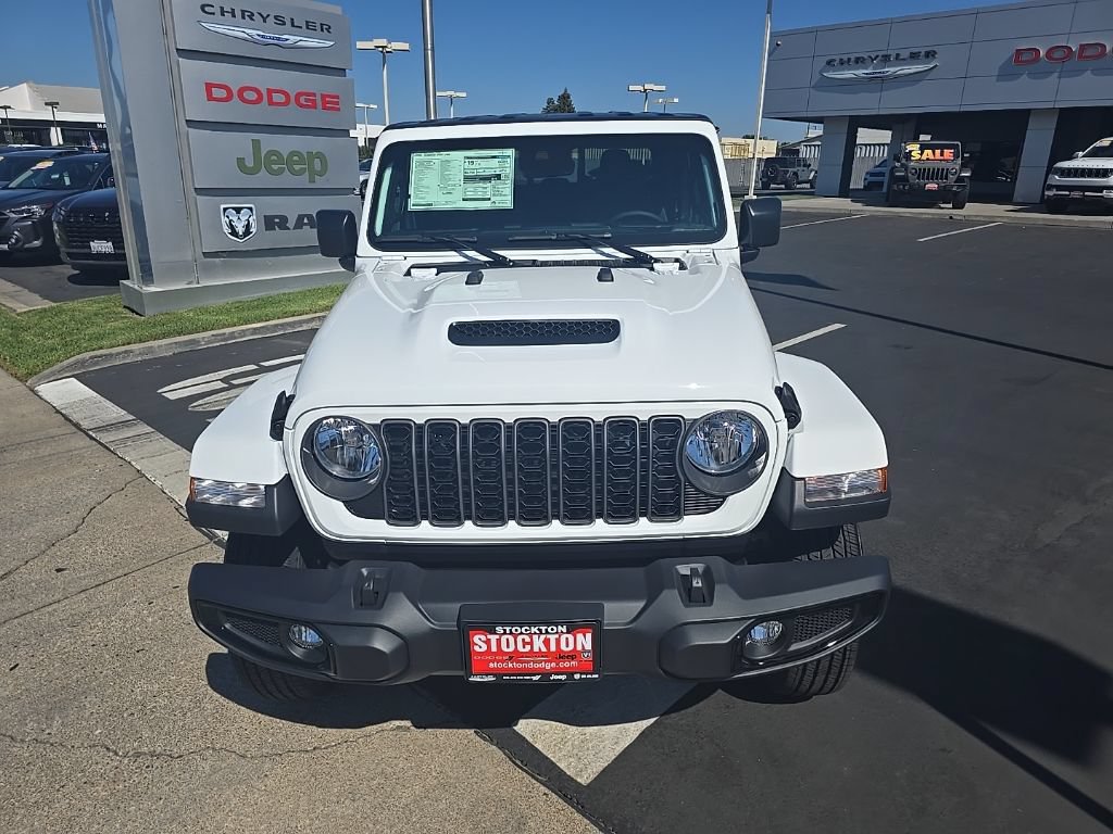 New 2025 Jeep Gladiator Sport AWD/4WD image 23