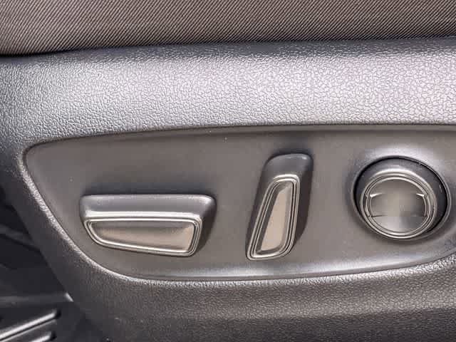 Used 2024 Toyota RAV4 XLE w/ Convenience Package image 31