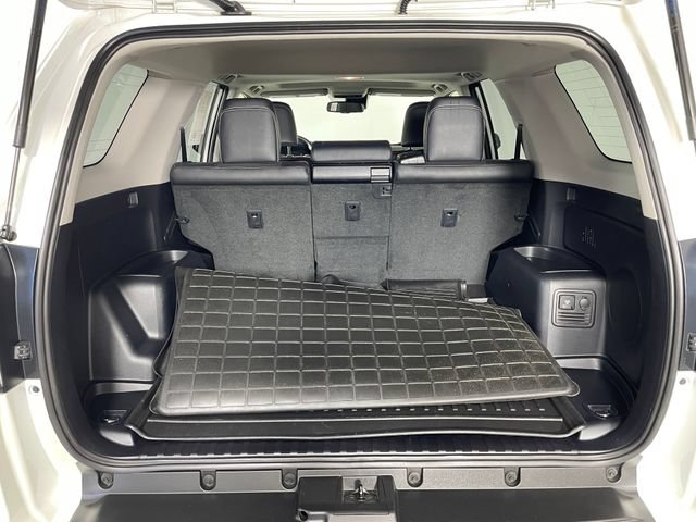 Used 2023 Toyota 4Runner Limited AWD/4WD image 19