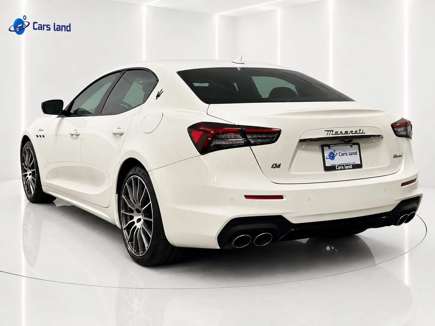 Used 2024 Maserati Ghibli Modena Q4 AWD/4WD image 5