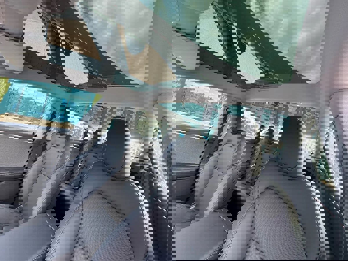 Used 2024 Tesla Model 3 Long Range image 10