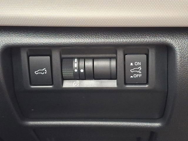 Used 2025 Subaru Forester Limited image 25