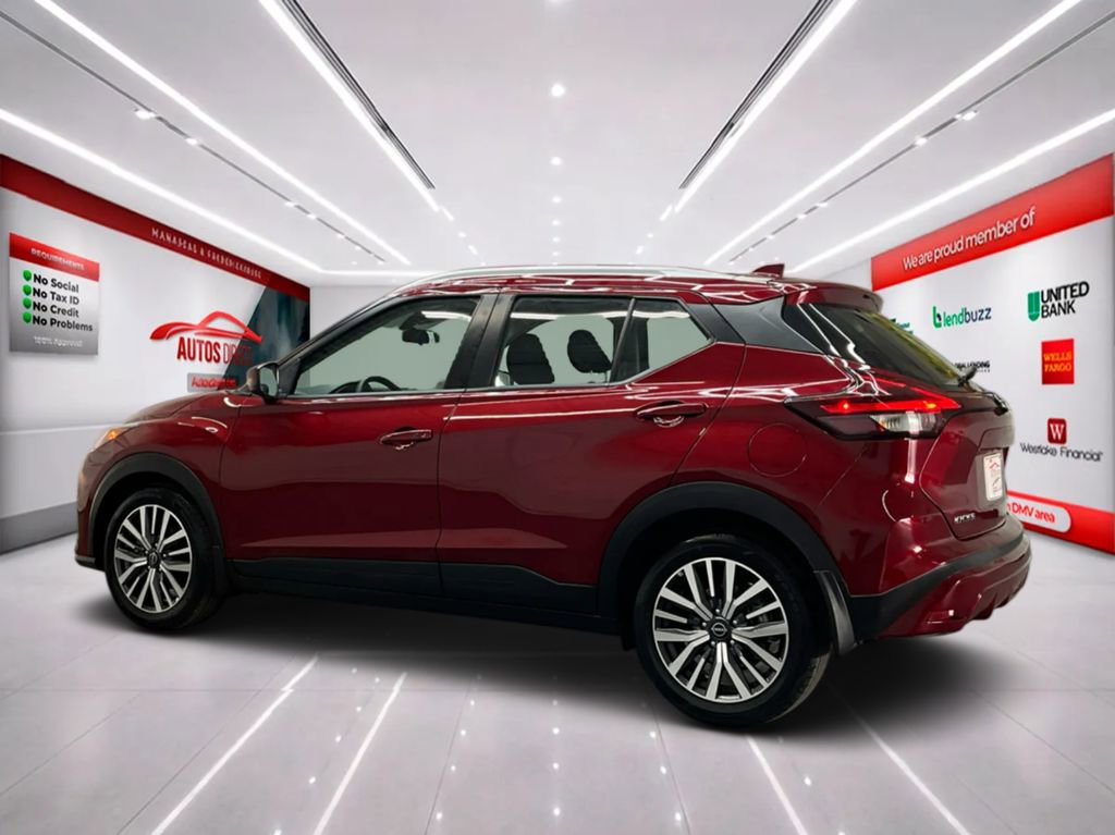 Used 2023 Nissan Kicks SV FWD image 5