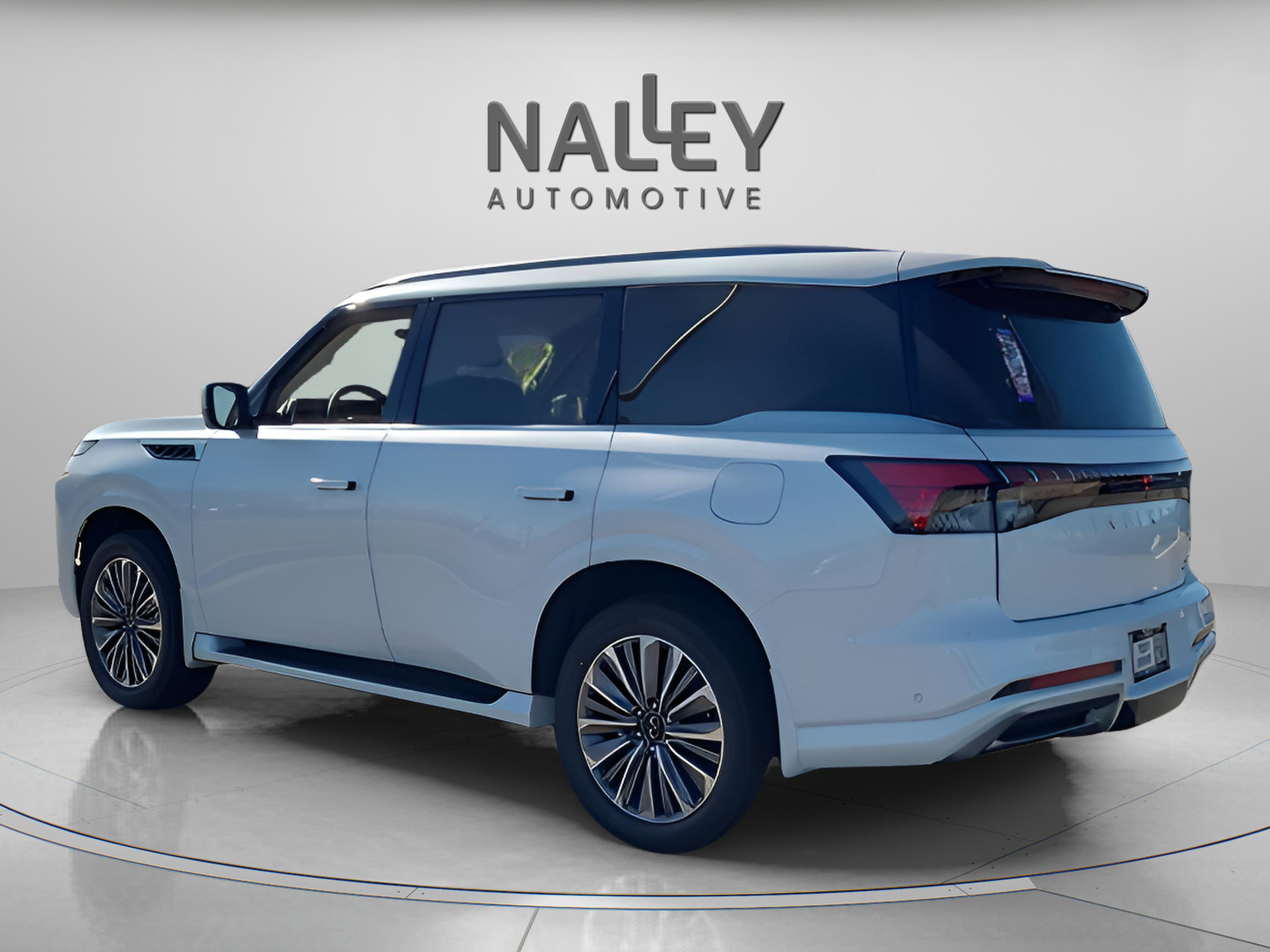 New 2026 INFINITI QX80 Luxe w/ Cargo Package image 4