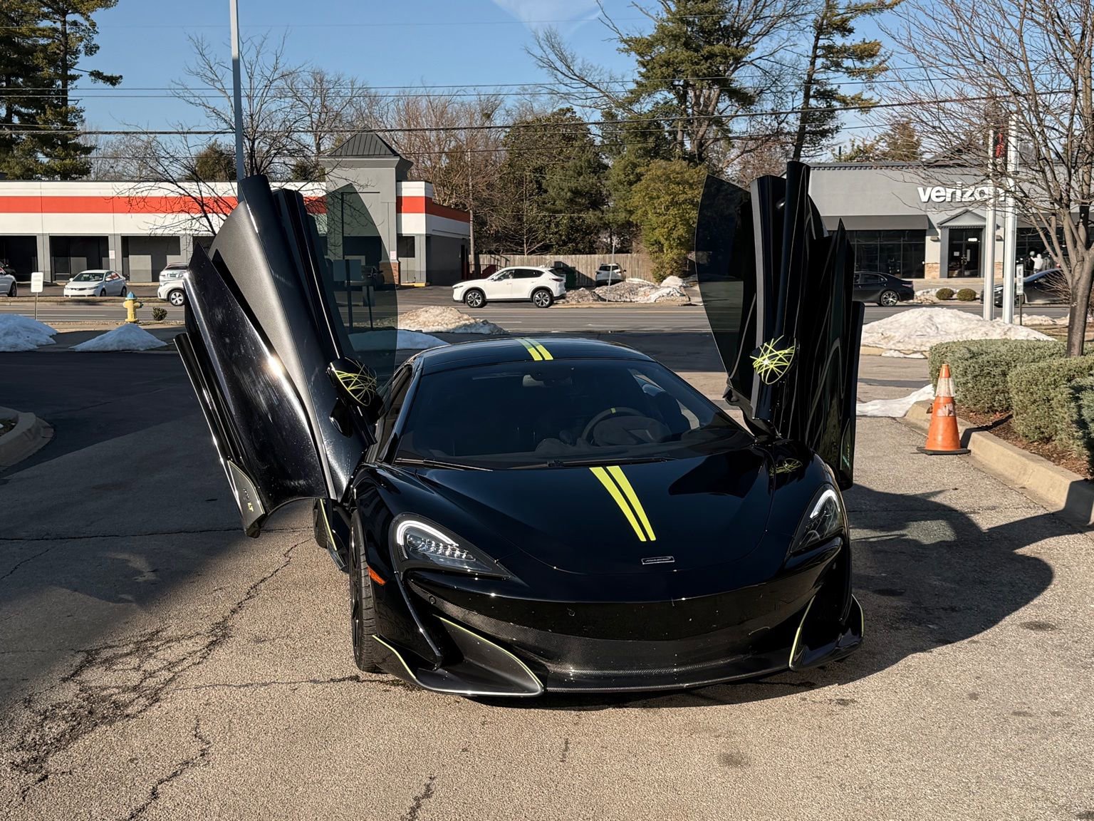 Used 2020 McLaren 600LT Spider image 13