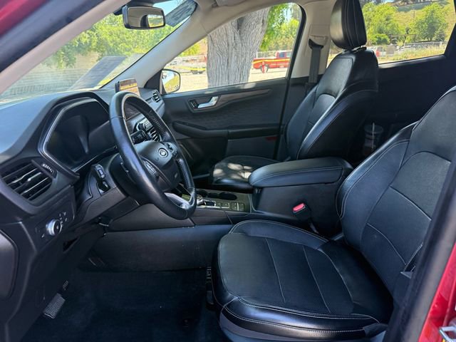 Used 2020 Ford Escape Titanium image 25