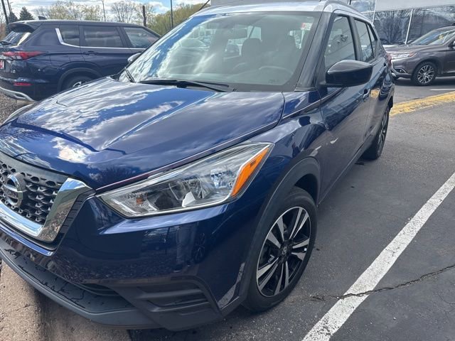 Used 2019 Nissan Kicks SV FWD image 4