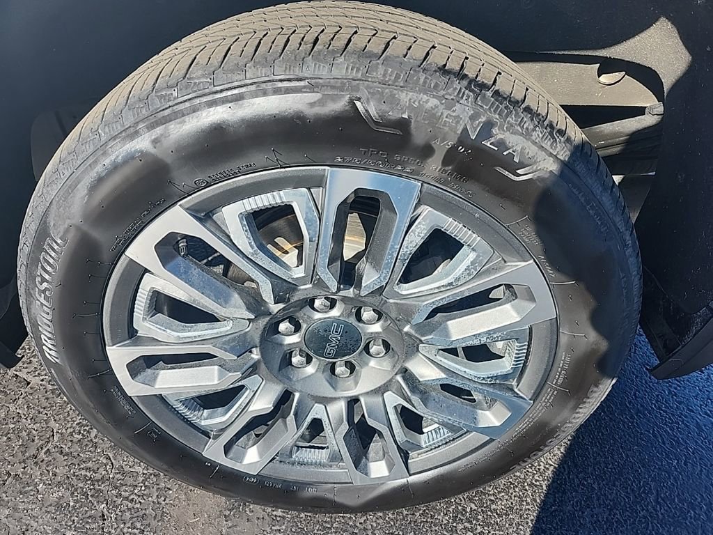 Used 2023 GMC Sierra 1500 Denali Ultimate image 12