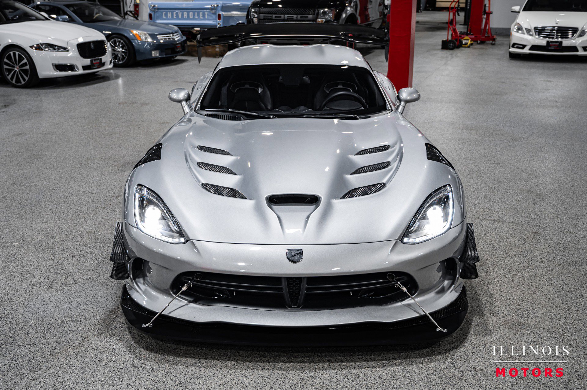 Used 2015 Dodge Viper SRT-10 image 8