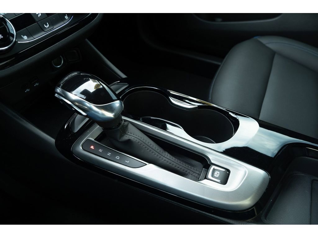 Used 2025 Buick Envista Sport Touring w/ Convenience I Package image 23