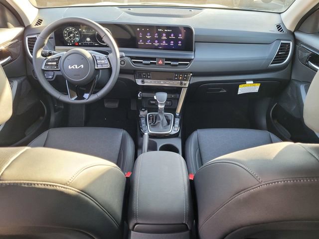 New 2026 Kia Seltos EX image 8