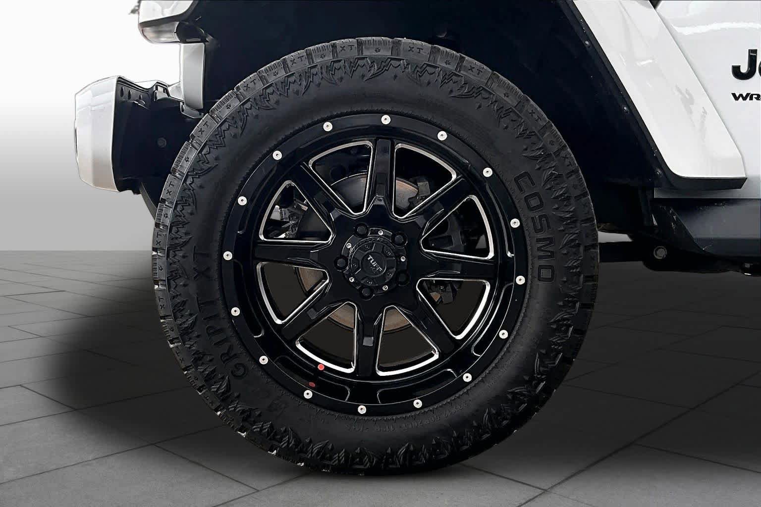 Used 2021 Jeep Wrangler Unlimited Sahara AWD/4WD image 10