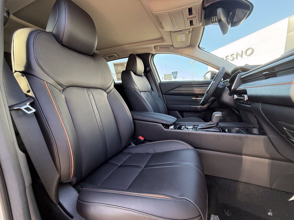 New 2026 MAZDA CX-50 AWD 2.5 Hybrid w/ Premium Pkg image 16