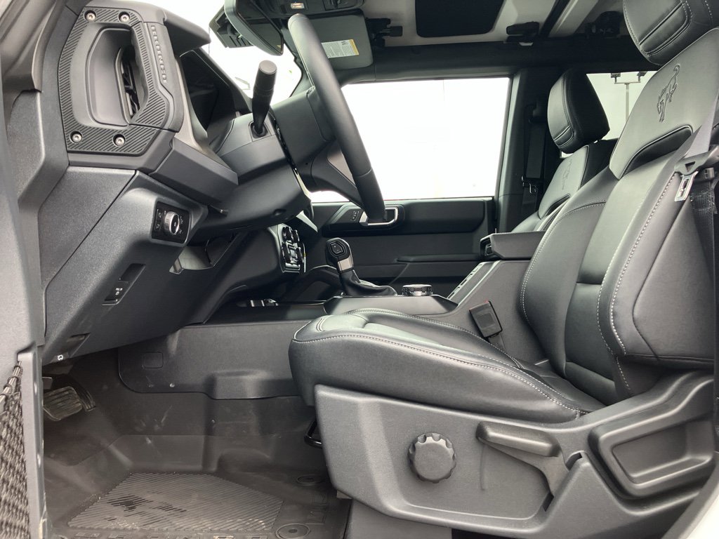 Used 2025 Ford Bronco Badlands AWD/4WD image 27