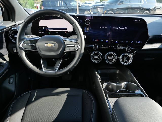 Used 2024 Chevrolet Blazer EV LT AWD/4WD image 15