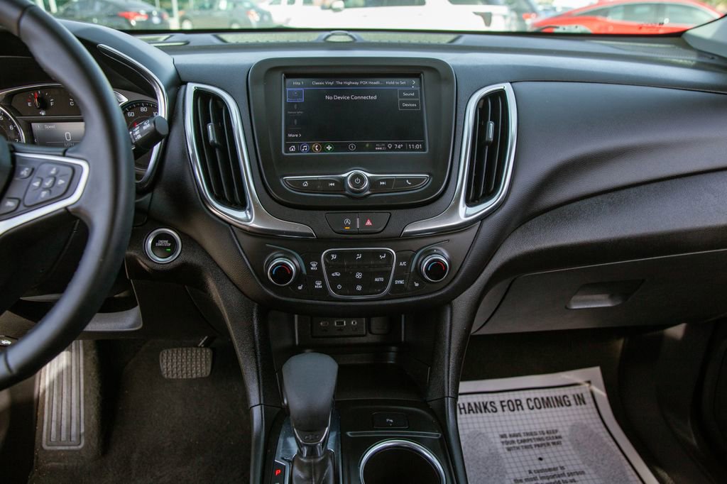 Used 2024 Chevrolet Equinox LT w/ Driver Convenience Package FWD image 15