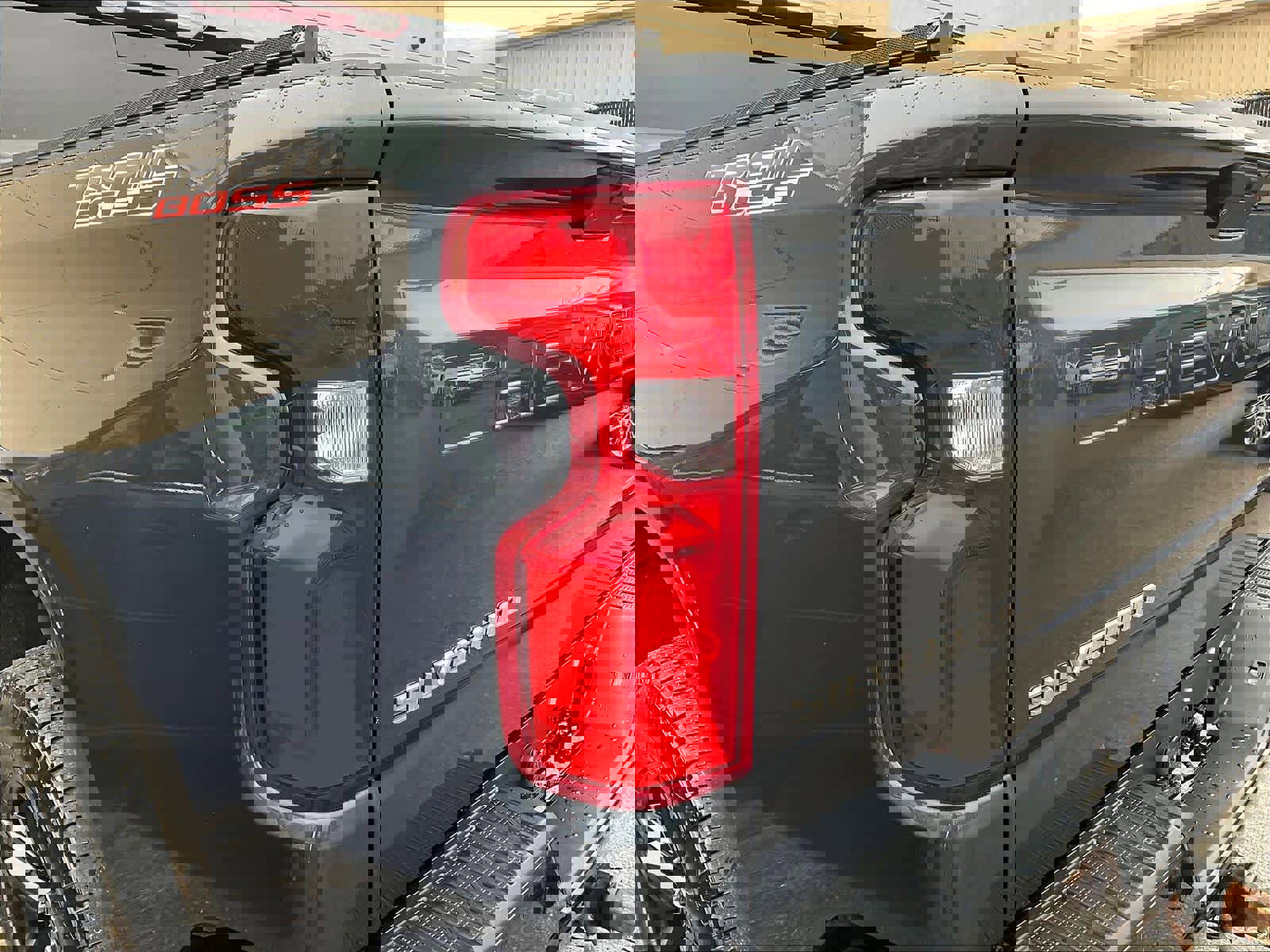 Used 2021 Chevrolet Silverado 1500 LT Trail Boss w/ Convenience Package II AWD/4WD image 34