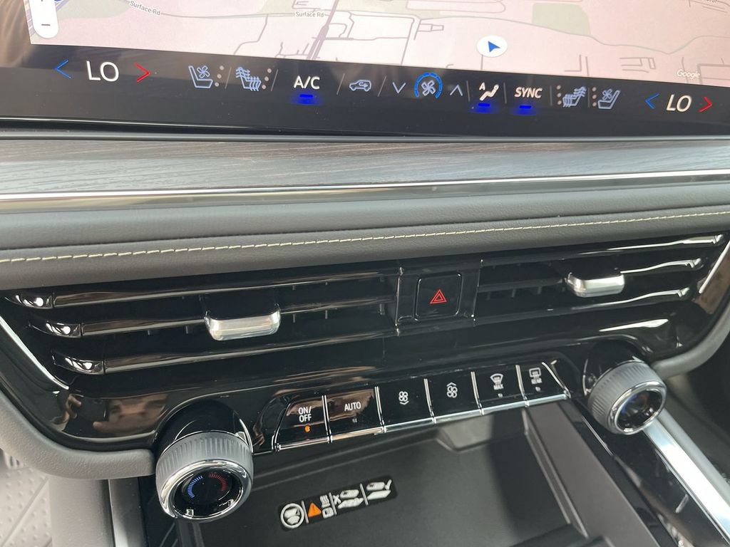 New 2026 Chevrolet Tahoe Premier AWD/4WD image 19