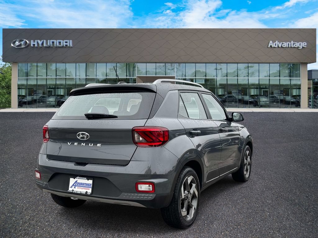 Certified 2026 Hyundai Venue SEL FWD image 6