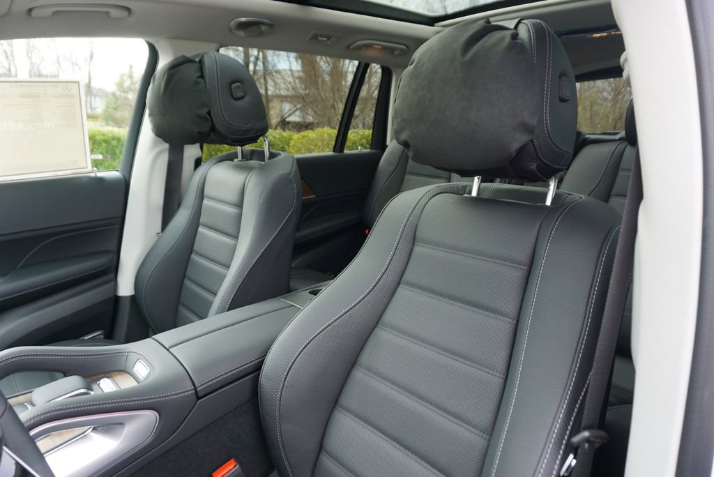 New 2026 Mercedes-Benz GLS 450 4MATIC image 11