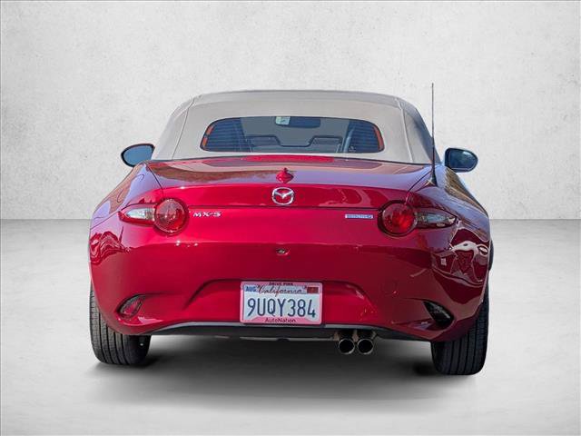 Used 2020 MAZDA MX-5 Miata Grand Touring RWD image 7