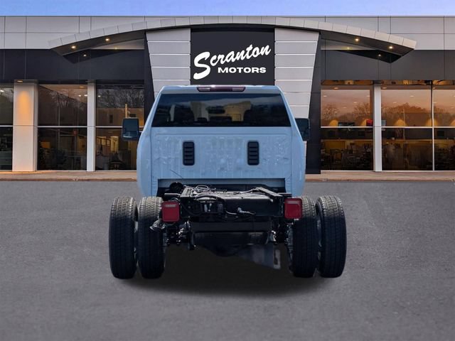 New 2026 GMC Sierra 3500 Pro w/ Convenience Package AWD/4WD image 4
