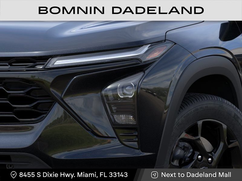 New 2026 Chevrolet Trax LT w/ Midnight Edition FWD image 11