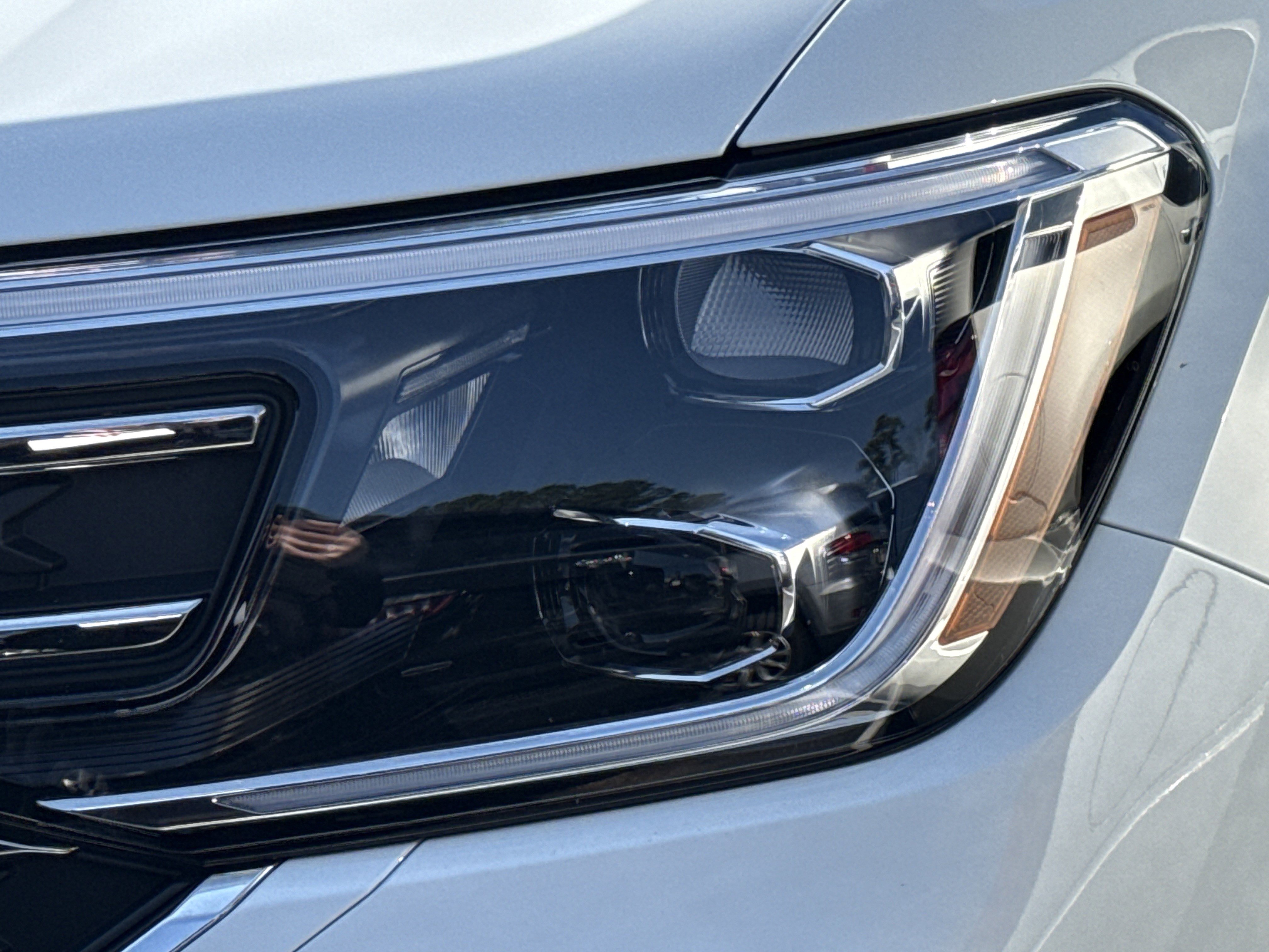 Used 2025 Volkswagen Atlas SE image 41