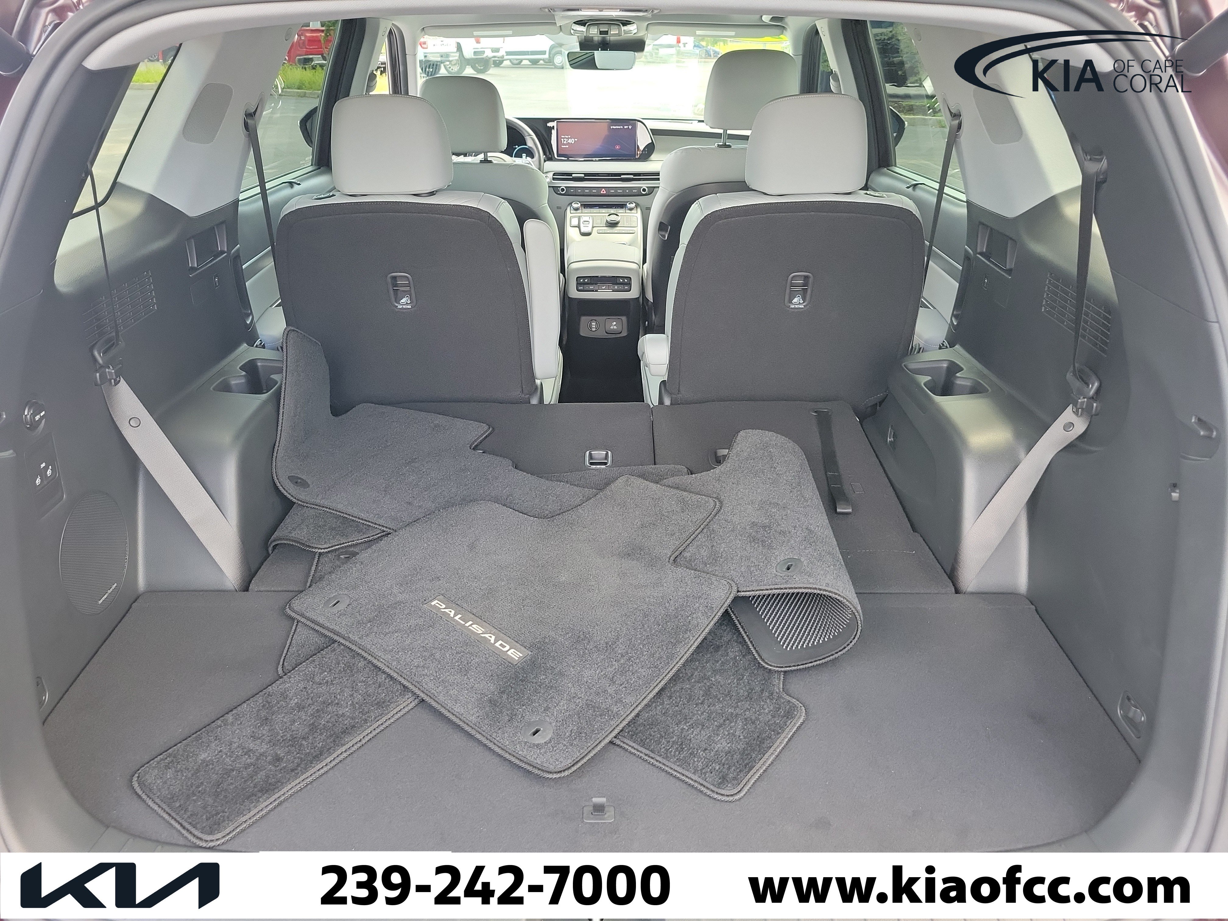 Used 2024 Hyundai Palisade SEL w/ Premium Package FWD image 10