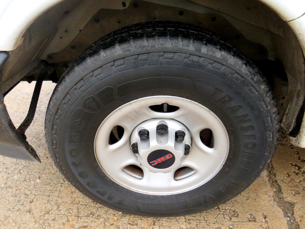 Used 2019 GMC Savana 2500 w/ Driver Convenience Package image 33