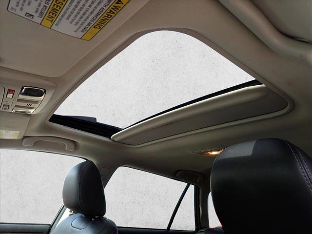 Used 2017 Subaru Outback 2.5i Limited image 14