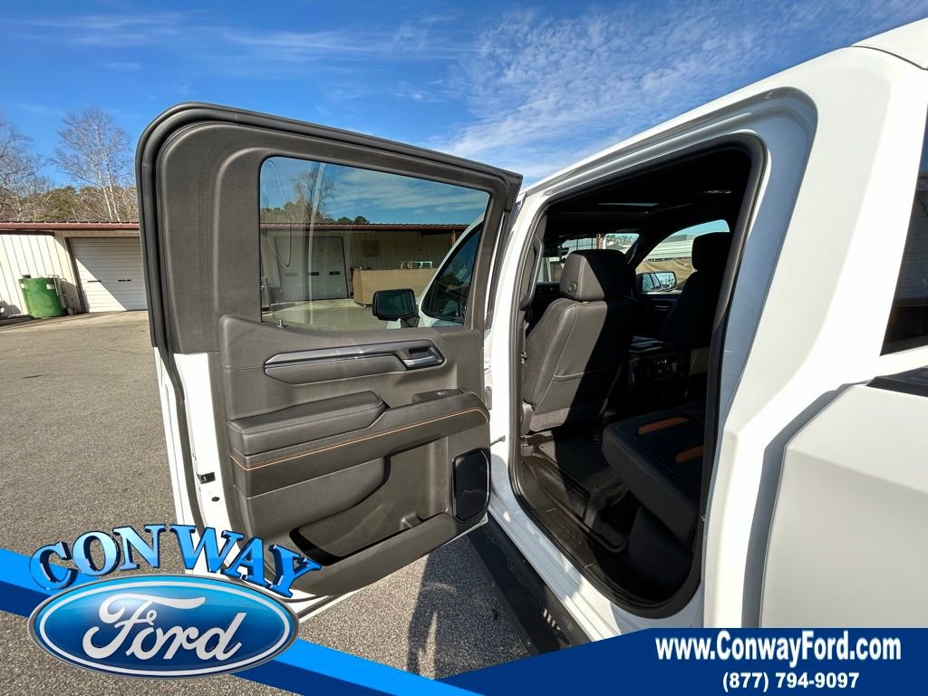 Used 2025 GMC Sierra 1500 AT4 w/ AT4 Premium Package image 24