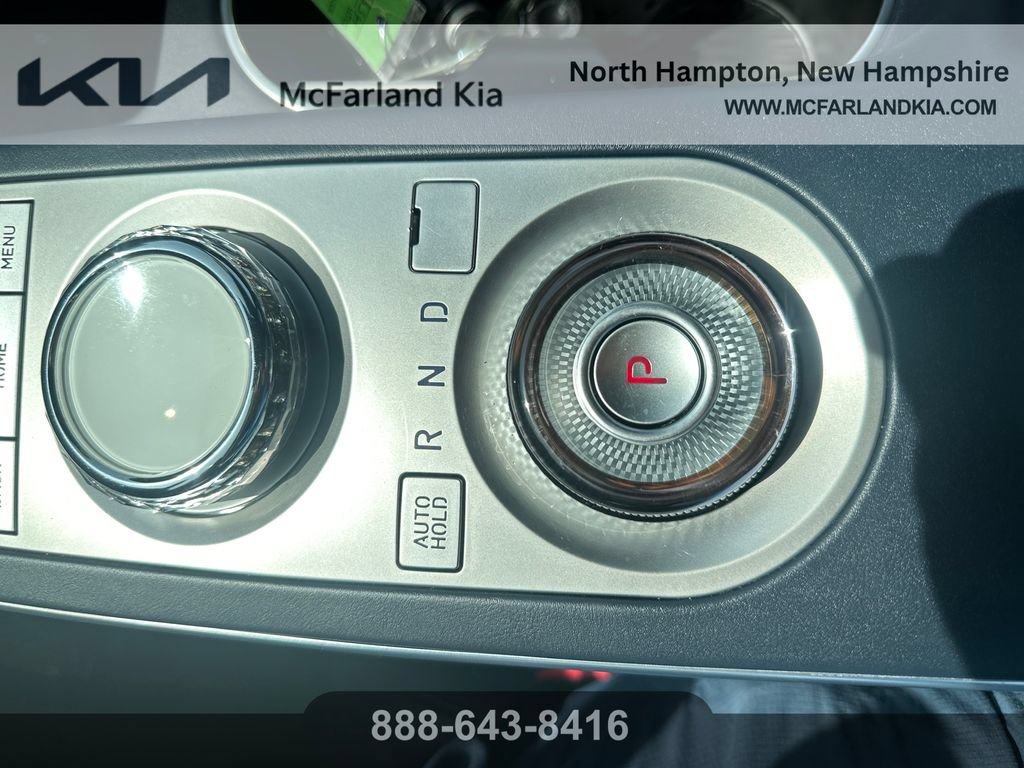 Used 2023 Genesis GV70 3.5T Sport w/ Sport Prestige Package AWD/4WD image 22