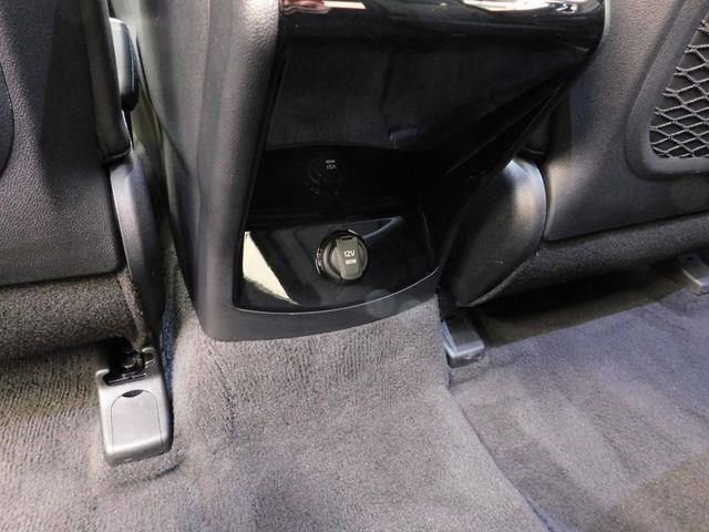 Used 2025 Kia Sorento SX image 38